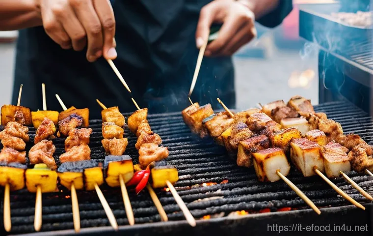 인도네시아 길거리 음식 - A bustling and vibrant Indonesian night market scene, with a focus on a "Nasi Goreng" (fried rice) s...